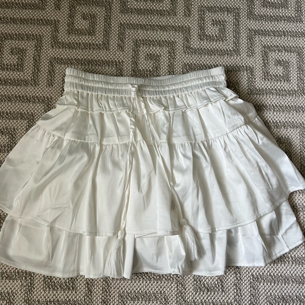 Pants Store White mini ruffle skirt